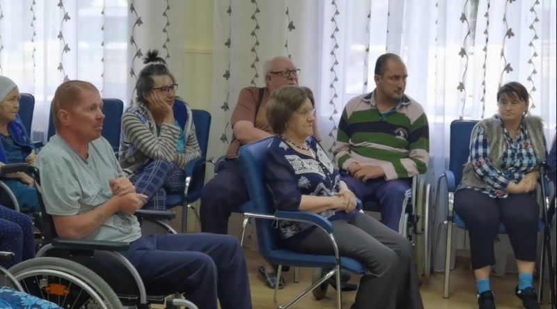 В гостях у постояльцев Дома-интерната для престарелых и инвалидов «Уют»